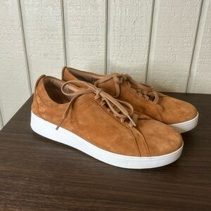 Fitflop Rally Suede Tennis Sneakers, size 8.5.  Small spot on right front shoe.